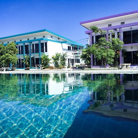Menam Resort 나콘빠톰 외부 사진