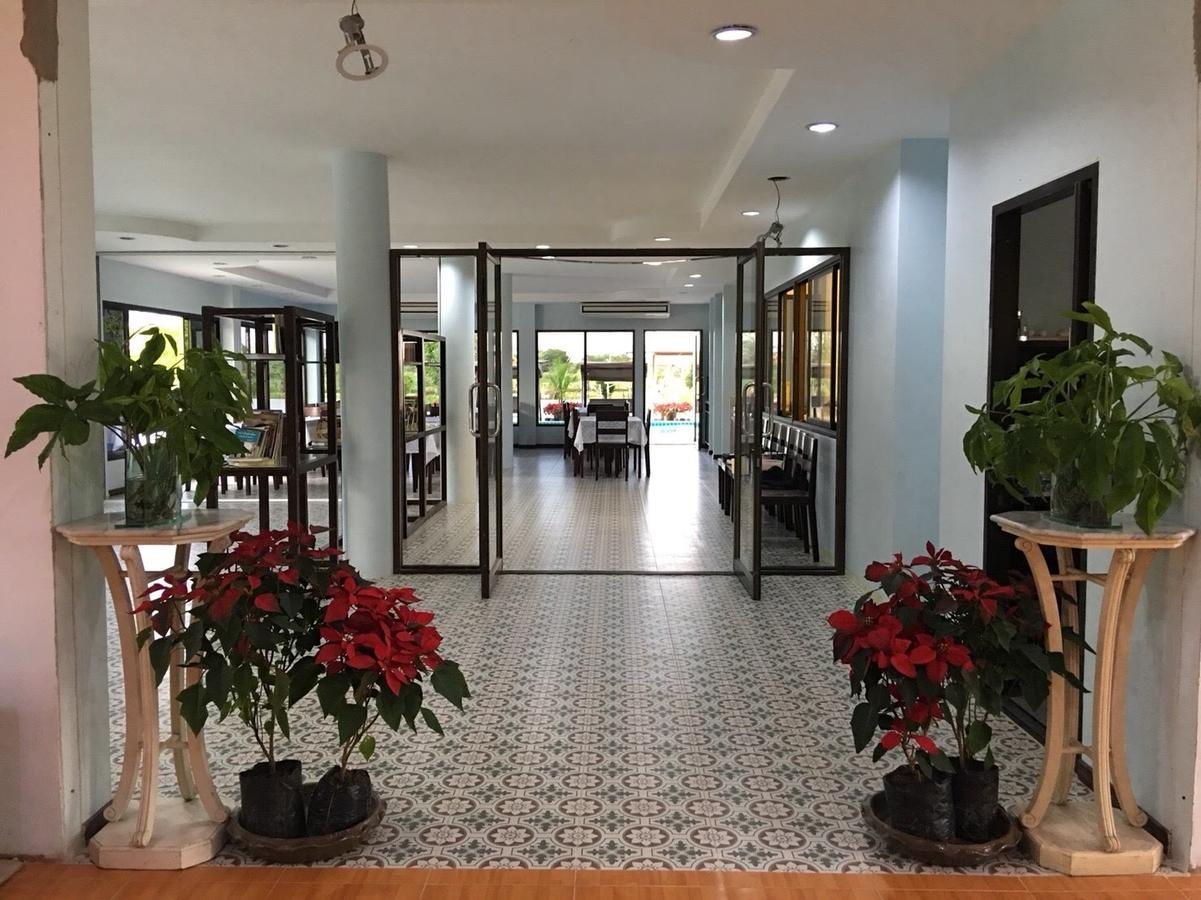 Menam Resort 나콘빠톰 외부 사진