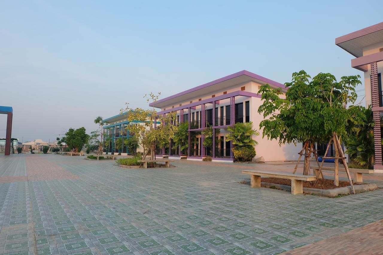 Menam Resort 나콘빠톰 외부 사진