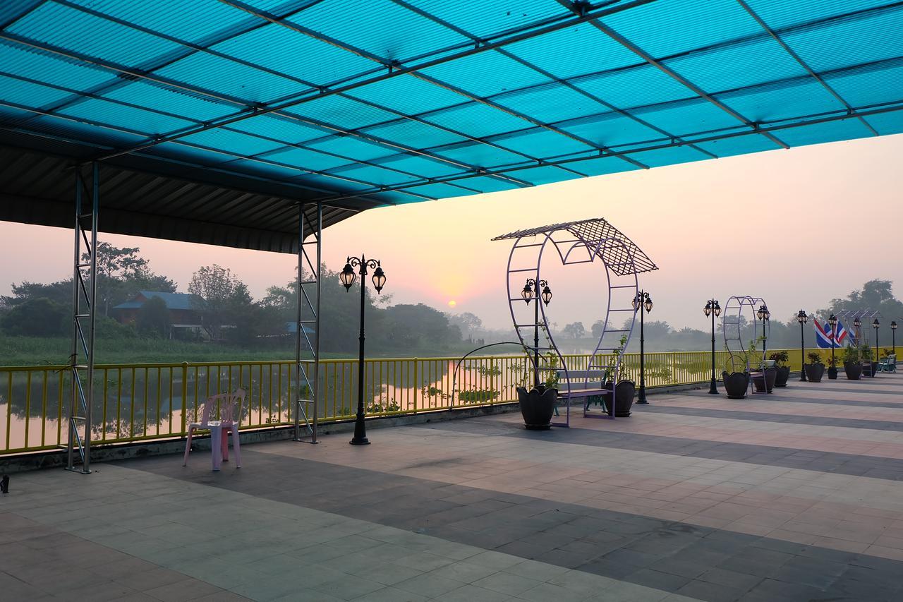 Menam Resort 나콘빠톰 외부 사진