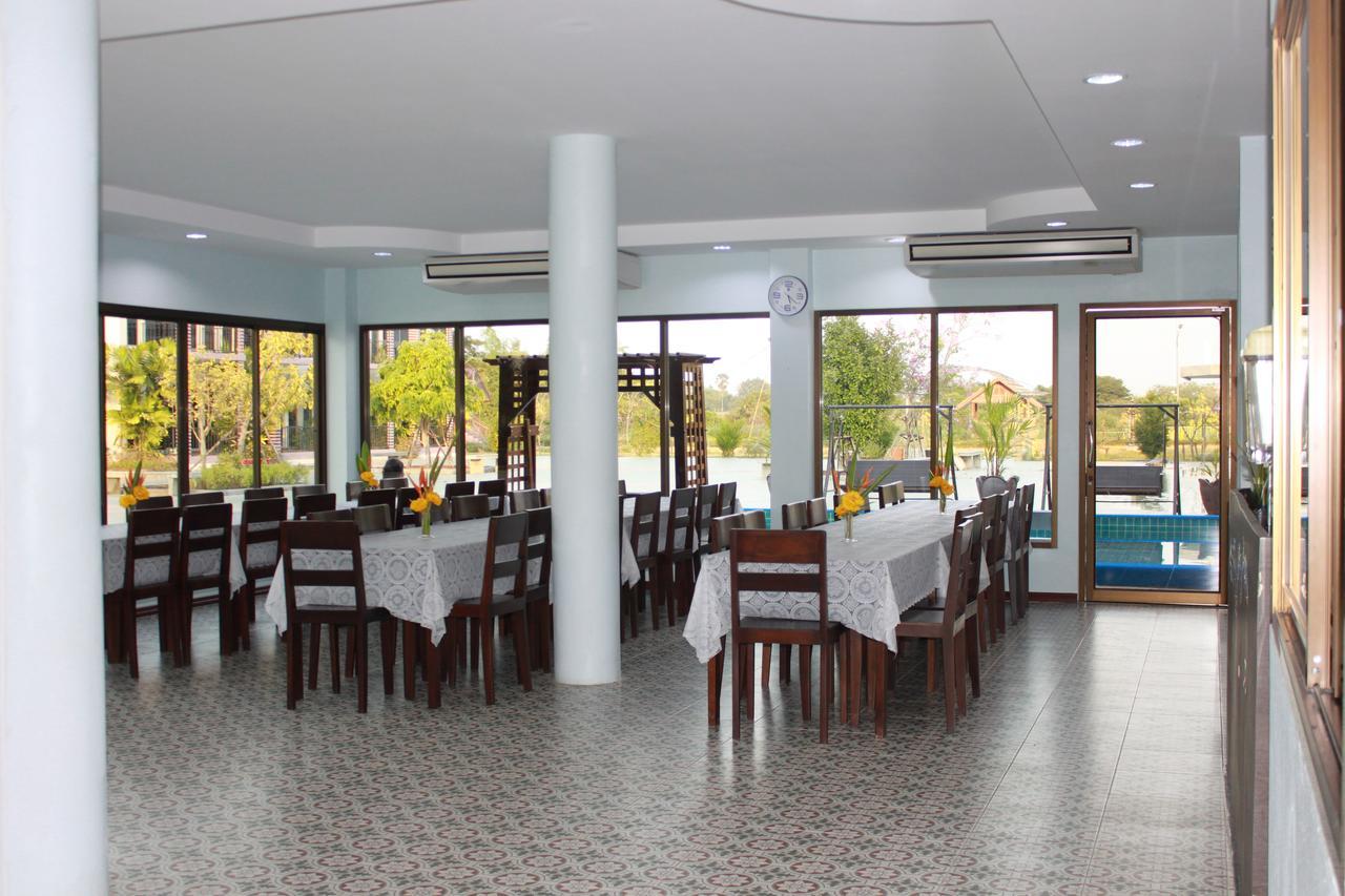 Menam Resort 나콘빠톰 외부 사진